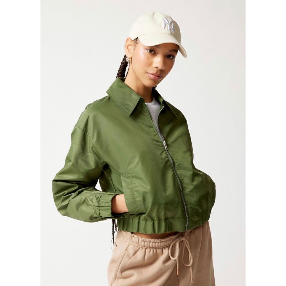 Urban Outfitters - Kyle Nylon Bomber Jacket size M